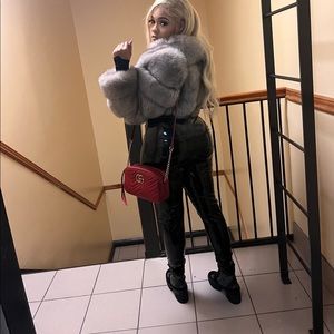 Meet your Posher, Chloe